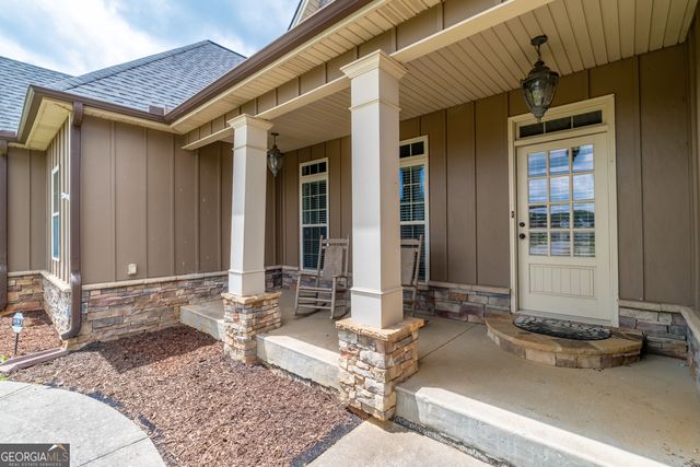 42 Mackenzie Drive, Powder Springs, GA 30127