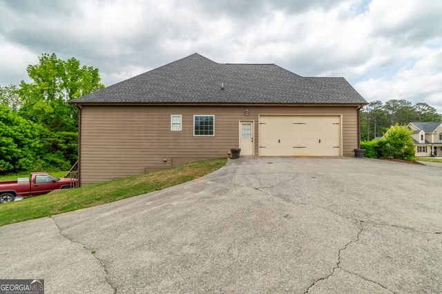 42 Mackenzie Drive, Powder Springs, GA 30127