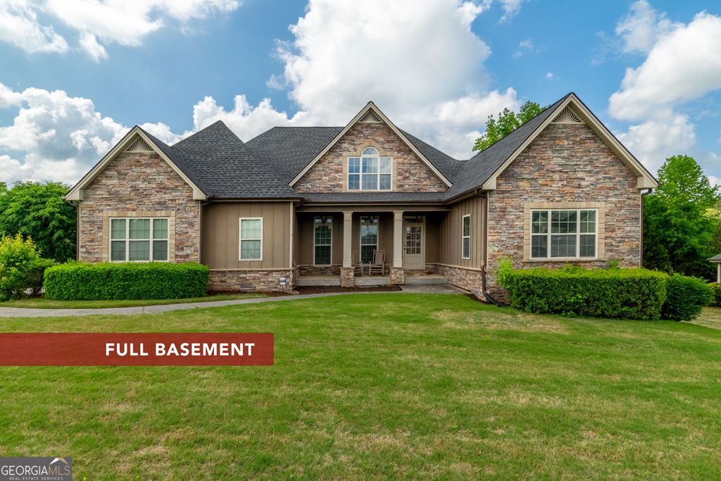 42 Mackenzie Drive, Powder Springs, GA 30127
