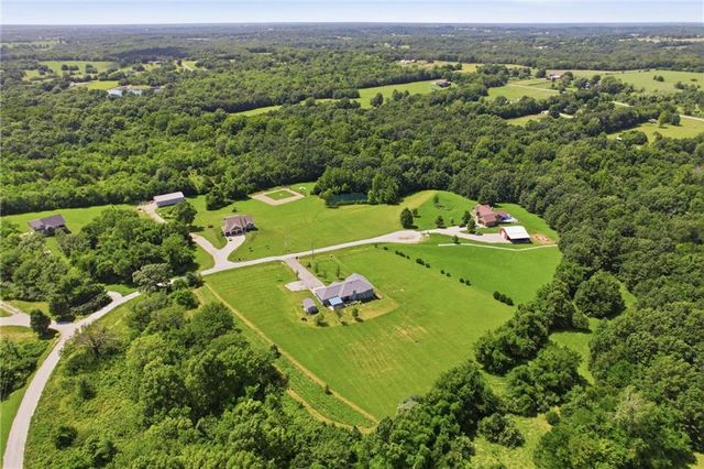 1939 NW 460th Road, Kingsville, MO 64061