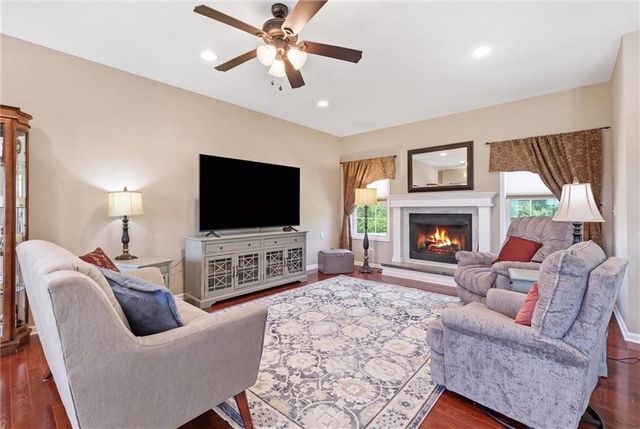 1939 NW 460th Road, Kingsville, MO 64061