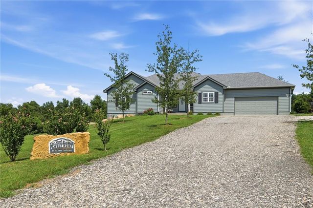 1939 NW 460th Road, Kingsville, MO 64061