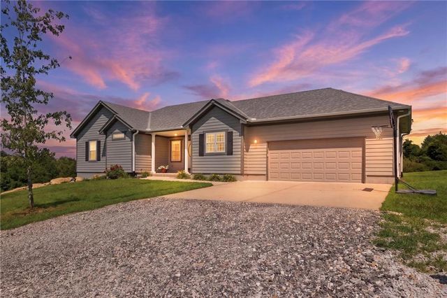 1939 NW 460th Road, Kingsville, MO 64061