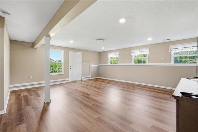 1939 NW 460th Road, Kingsville, MO 64061