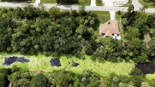 HENDERSON LANE, North Port, FL 34286