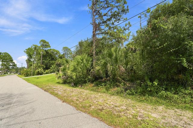 HENDERSON LANE, North Port, FL 34286