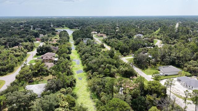 HENDERSON LANE, North Port, FL 34286