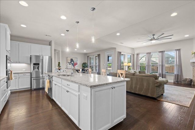 1620 Dusty BND, Leander, TX 78641