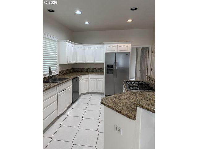 18080 Sw JEREMY St, Beaverton, OR 97007