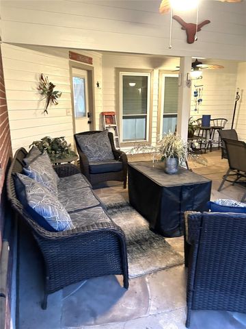 12003 W River Run Drive, Baytown, TX 77523