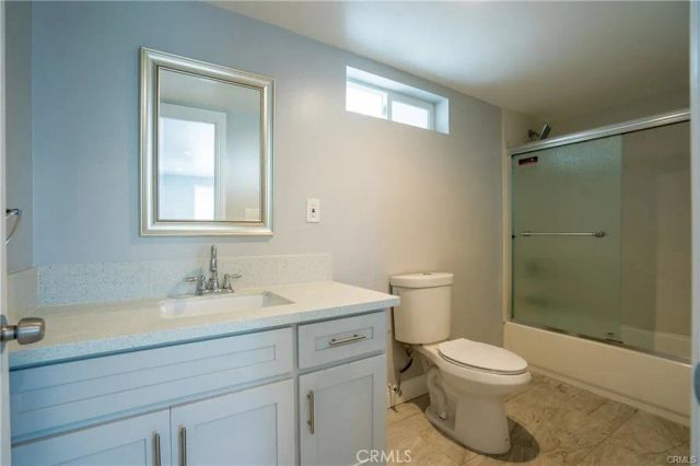 2125 S West View Street, Los Angeles, CA 90016