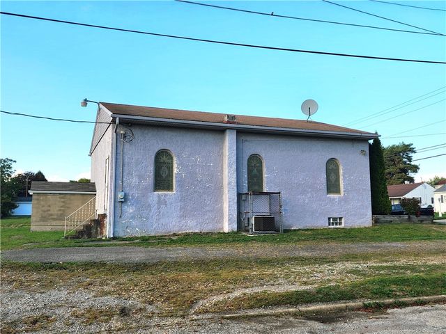 1510 Jackson Ave, New Castle, PA 16101