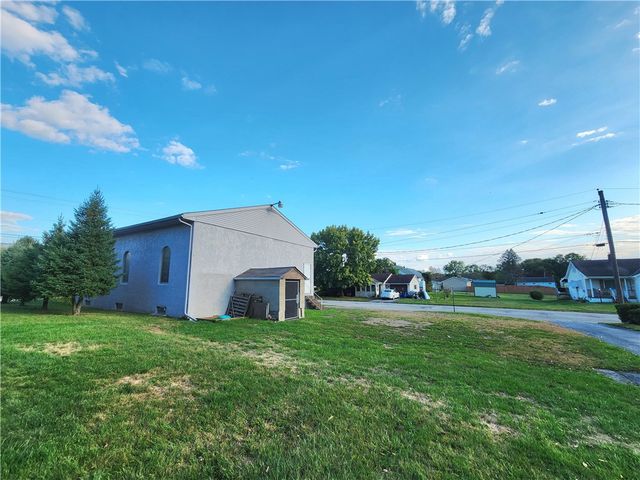 1510 Jackson Ave, New Castle, PA 16101