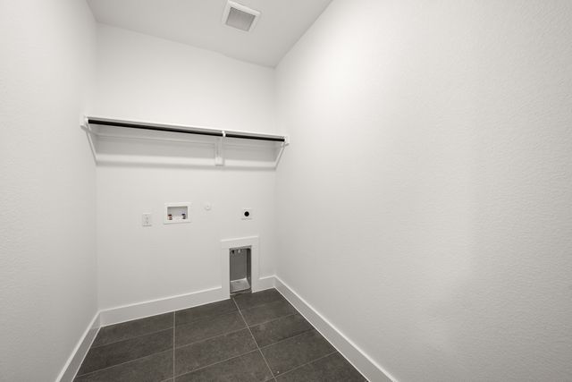 1725 Nesting Robin Lane, Denton, TX 76249