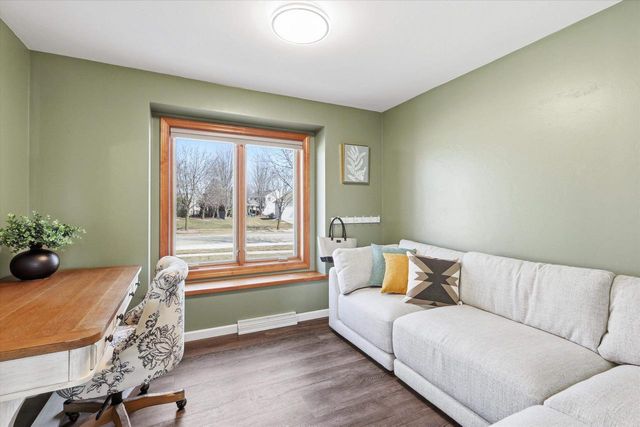 1520 TURTLE DOVE TRAIL, De Pere, WI 54115