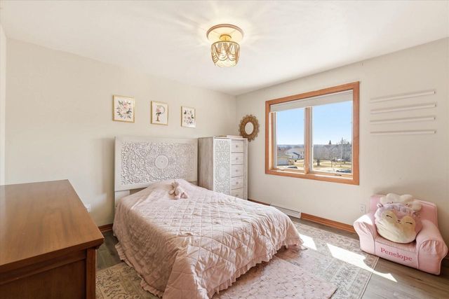 1520 TURTLE DOVE TRAIL, De Pere, WI 54115