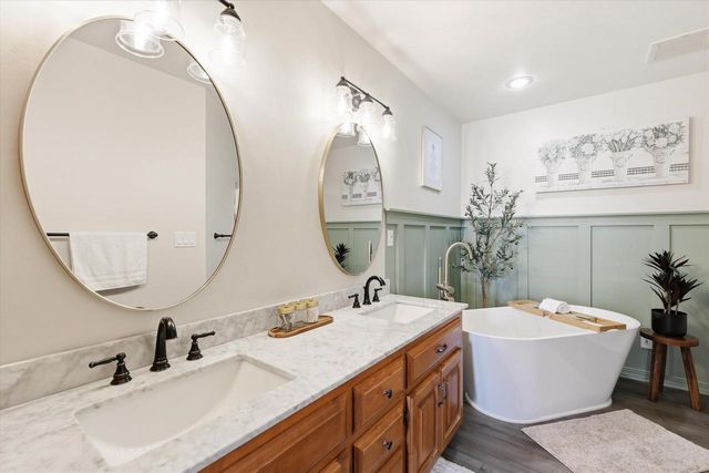 1520 TURTLE DOVE TRAIL, De Pere, WI 54115