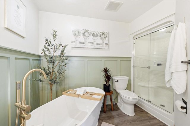 1520 TURTLE DOVE TRAIL, De Pere, WI 54115