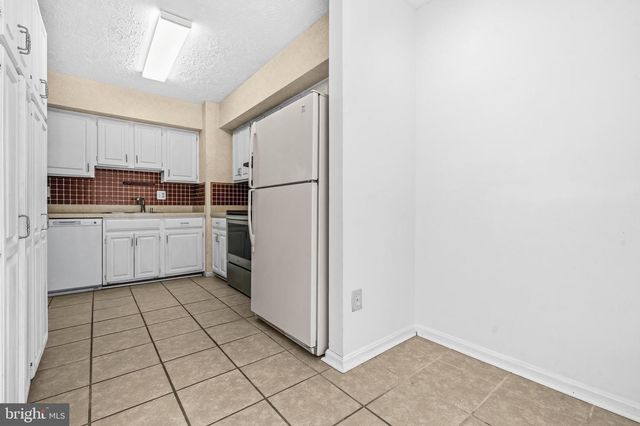 7764 BLACK HORSE CT, Manassas, VA 20109