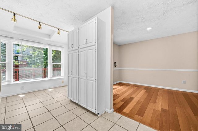 7764 BLACK HORSE CT, Manassas, VA 20109