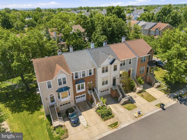 7764 BLACK HORSE CT, Manassas, VA 20109