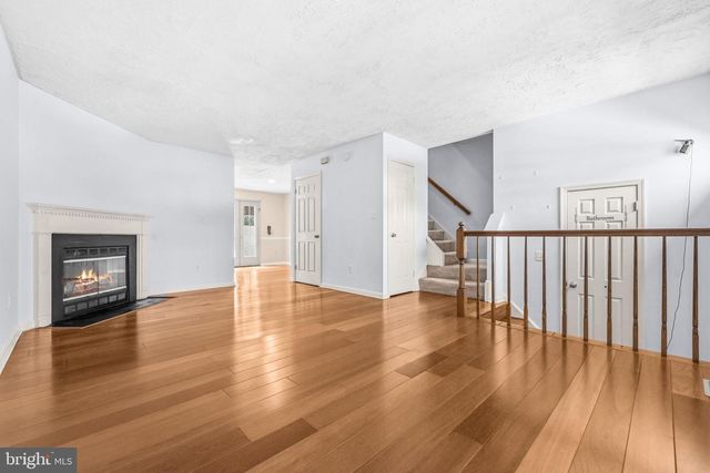 7764 BLACK HORSE CT, Manassas, VA 20109