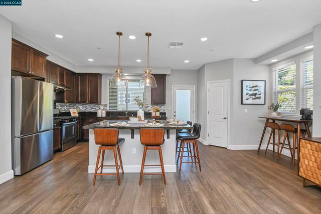 601 Tierney Pl, Martinez, CA 94553