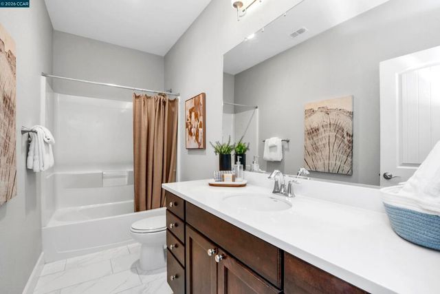 601 Tierney Pl, Martinez, CA 94553