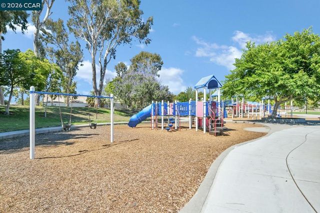 601 Tierney Pl, Martinez, CA 94553