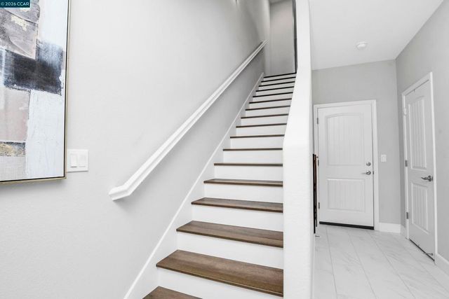 601 Tierney Pl, Martinez, CA 94553