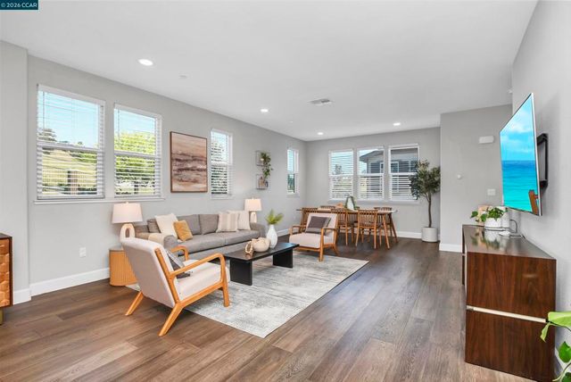 601 Tierney Pl, Martinez, CA 94553