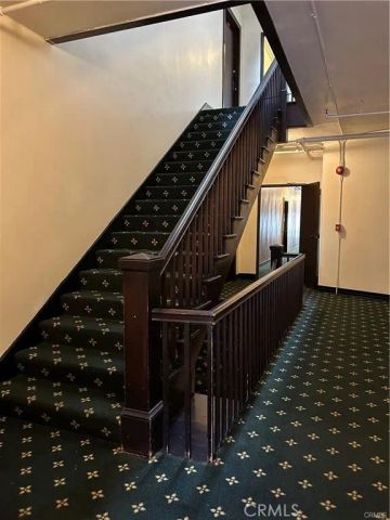 2121 James M Wood Boulevard 221, Los Angeles, CA 90006