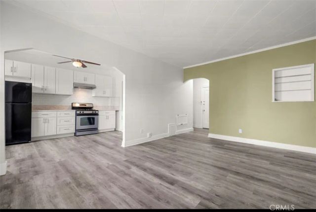 2121 James M Wood Boulevard 221, Los Angeles, CA 90006