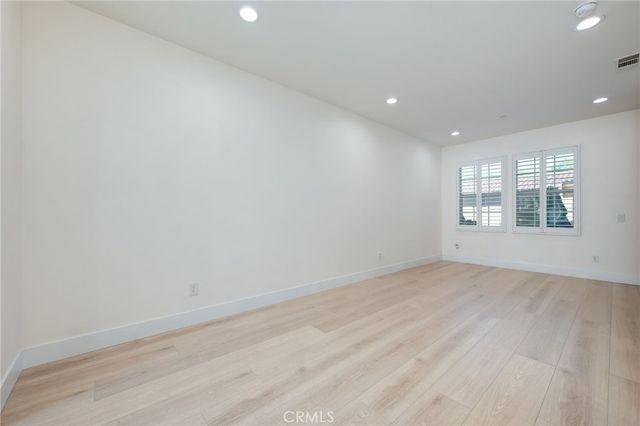 33 Silverado, Irvine, CA 92618