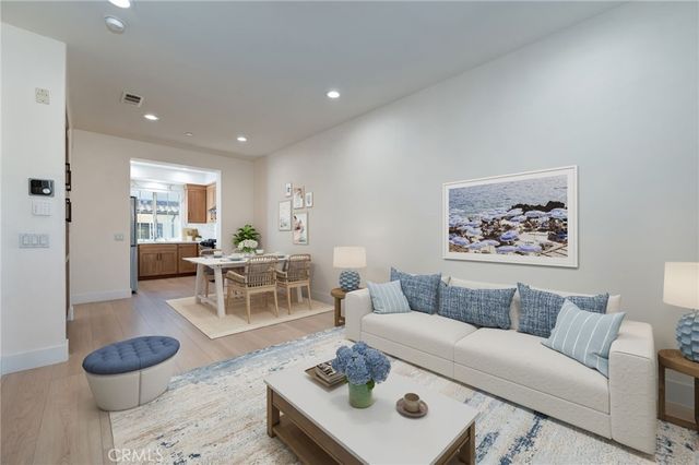 33 Silverado, Irvine, CA 92618