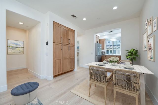 33 Silverado, Irvine, CA 92618