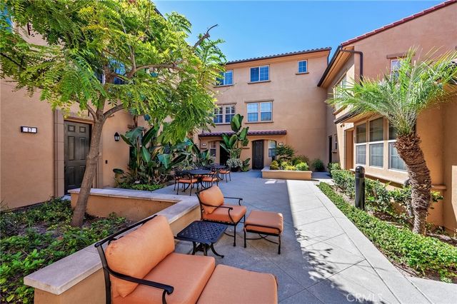 33 Silverado, Irvine, CA 92618