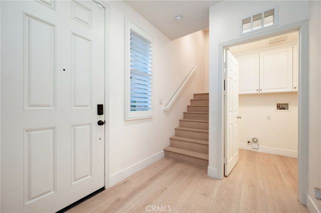 33 Silverado, Irvine, CA 92618