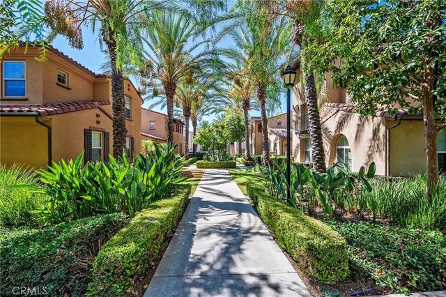 33 Silverado, Irvine, CA 92618