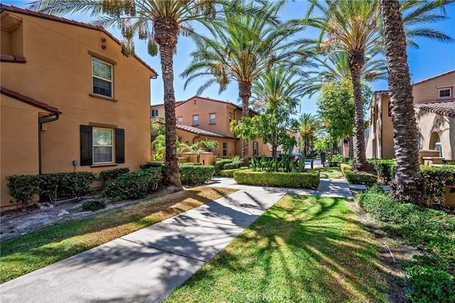 33 Silverado, Irvine, CA 92618