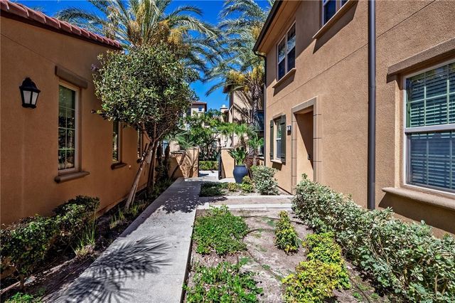 33 Silverado, Irvine, CA 92618