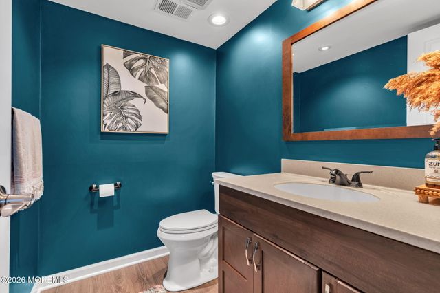 14 Cotswold Circle 8, Ocean Twp, NJ 07712