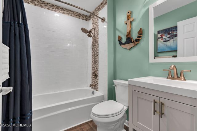 14 Cotswold Circle 8, Ocean Twp, NJ 07712