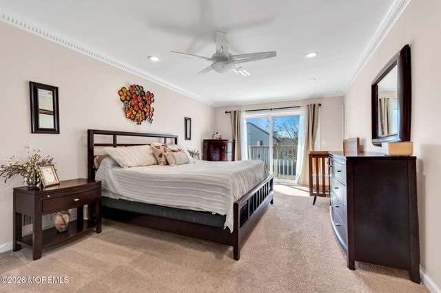 14 Cotswold Circle 8, Ocean Twp, NJ 07712