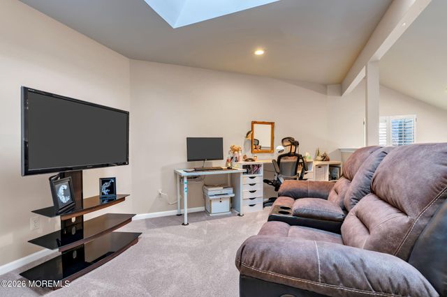 14 Cotswold Circle 8, Ocean Twp, NJ 07712