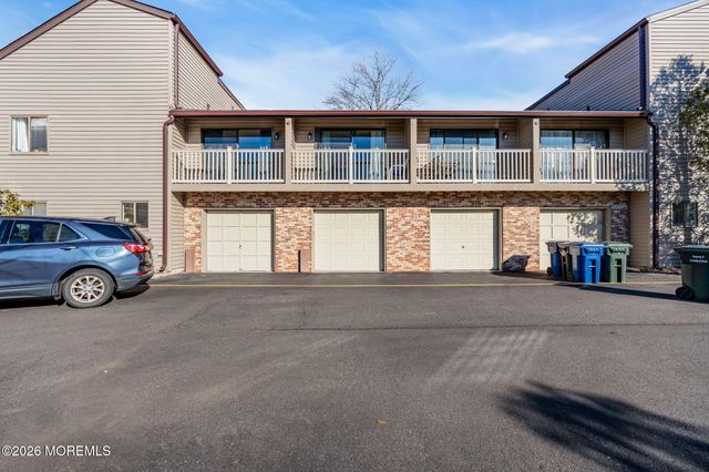 14 Cotswold Circle 8, Ocean Twp, NJ 07712