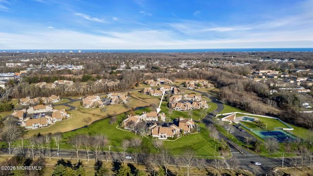 14 Cotswold Circle 8, Ocean Twp, NJ 07712