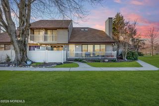 14 Cotswold Circle 8, Ocean Twp, NJ 07712