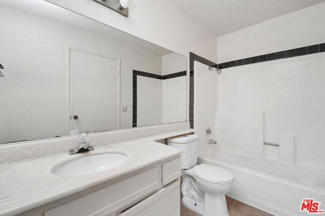 1519 N Martel Avenue 202, Los Angeles, CA 90046