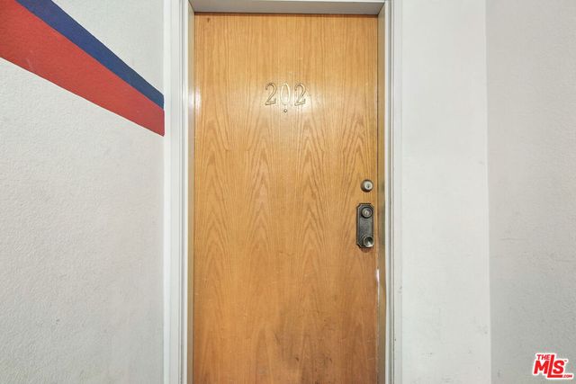 1519 N Martel Avenue 202, Los Angeles, CA 90046